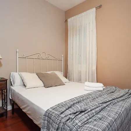 Apartamento Next To Sagrada Familia 4-bedroom *