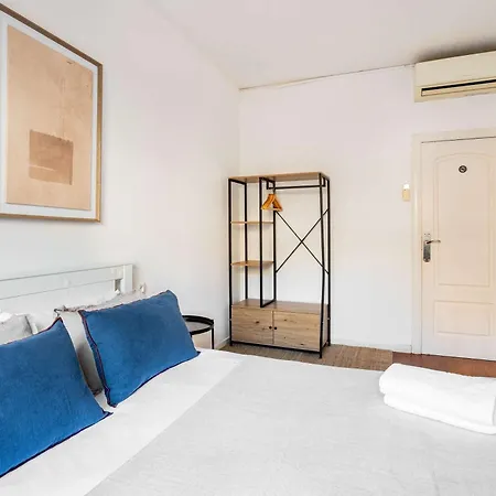 Next To Sagrada Familia 4-bedroom * Barcelone